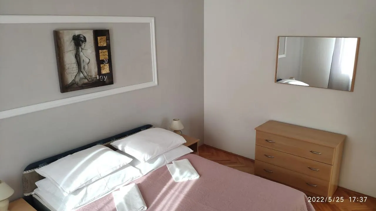 Apartment Rose Novi Vinodolski Croatia