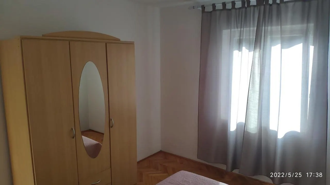 Apartment Rose Novi Vinodolski 0*,